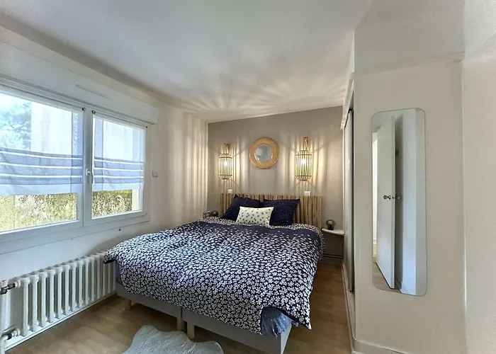 3 Pieces Avec Terrasse, Proche Commerces Et - Fr-1-245-170